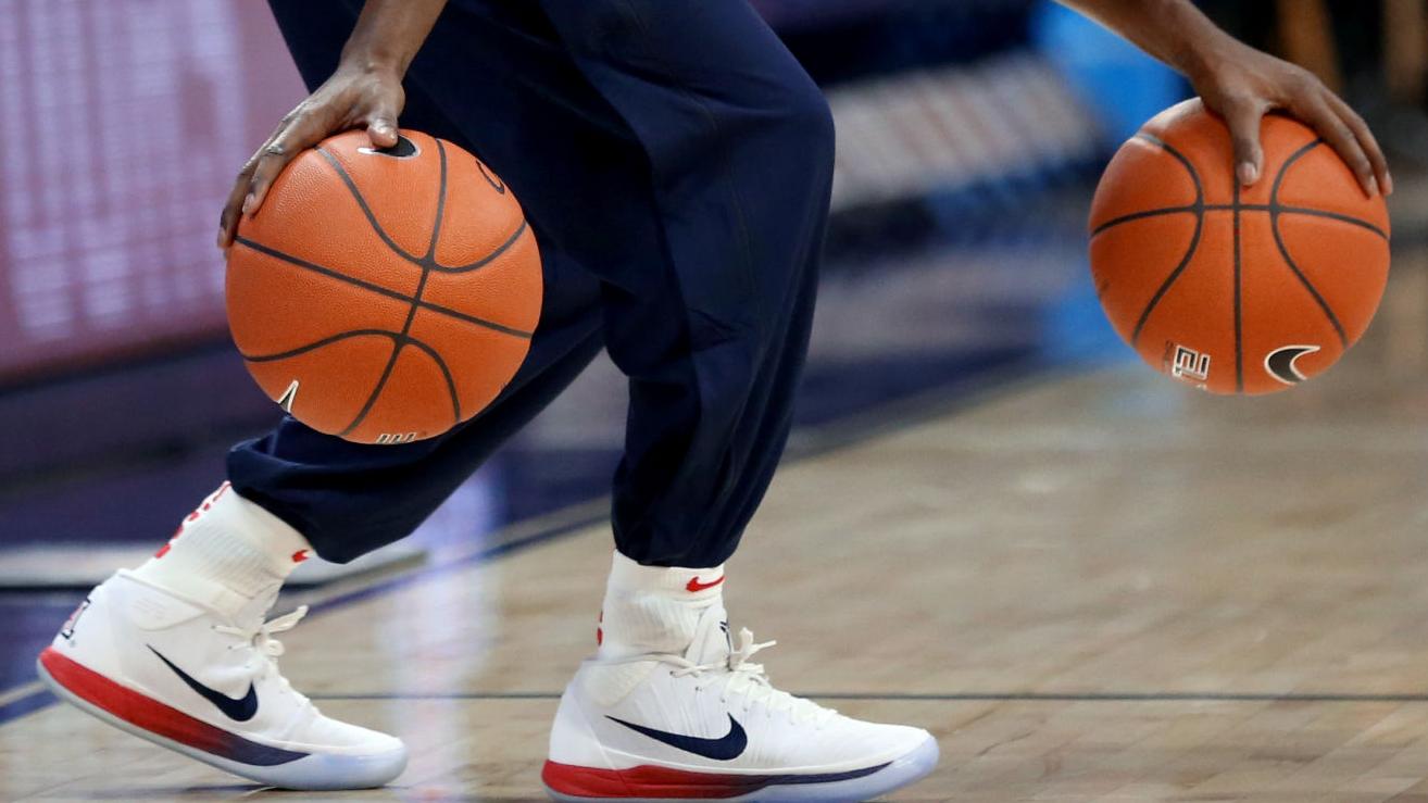 College basketball scoreboard: Arizona Wildcats vs. Houston Baptist Huskies